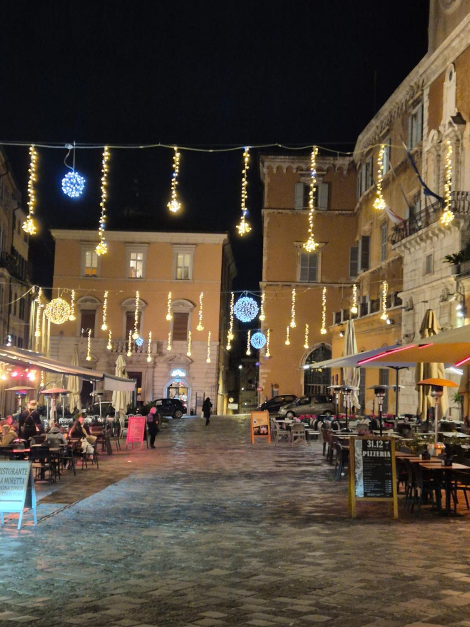 Apartamento Palazzo Tancredi Ancona Exterior foto